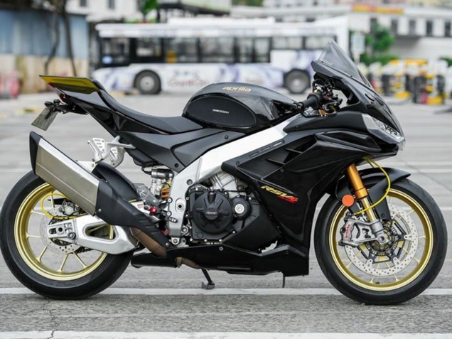 Noir Carénage Moto Aprilia RSV4 1100 2021-2024