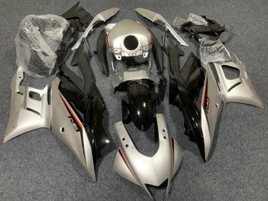 Or Clair Noir Brillant Carénage Moto Yamaha YZF R3/R25 2019-2021 Pas Chère