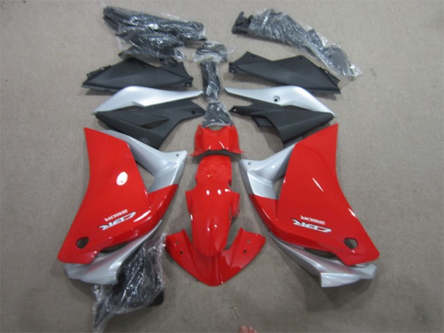 Rouge Argent Noir Carénage Moto Honda CBR 125 R 11-13 Rouge Argent Noir Carénage Moto Honda CBR 125 R 11-13